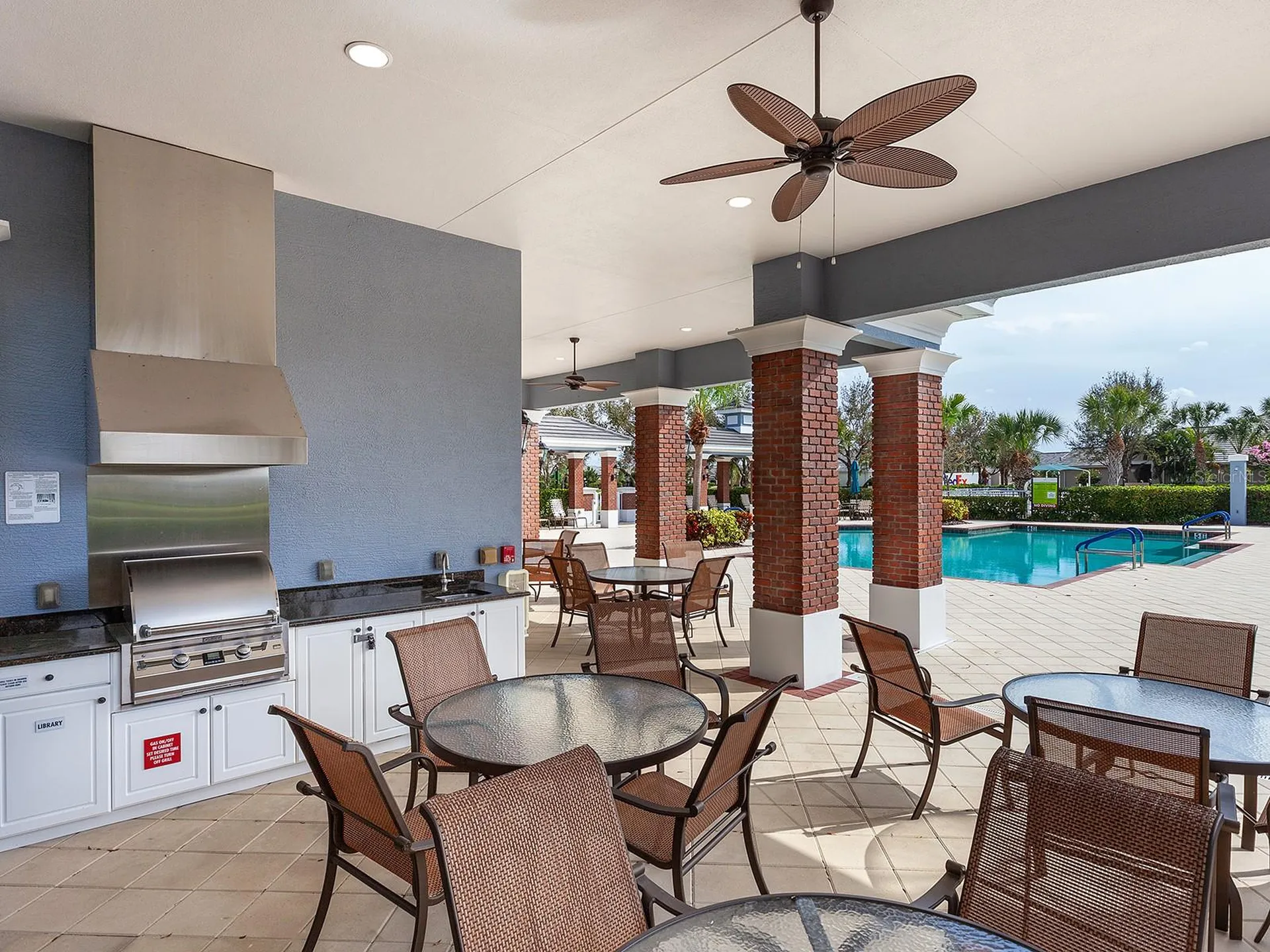 2060 Crystal Lake Trail Bradenton FL 34211