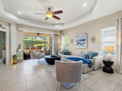 2060 Crystal Lake Trail Bradenton FL 34211