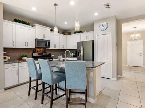 2060 Crystal Lake Trail Bradenton FL 34211