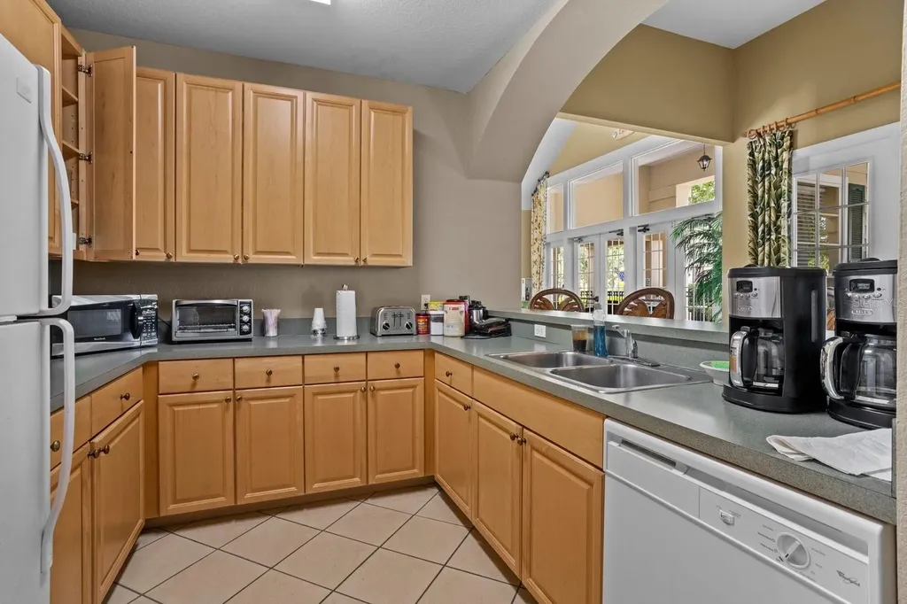 4013 Venetian Bay Drive Kissimmee FL 34741