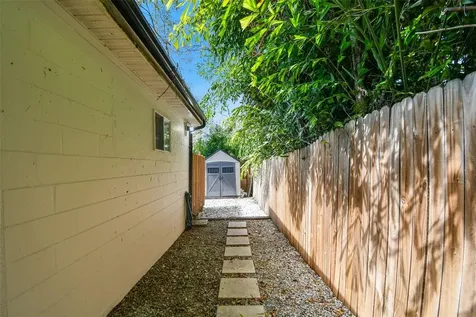 4814 N Highland Avenue Tampa FL 33603