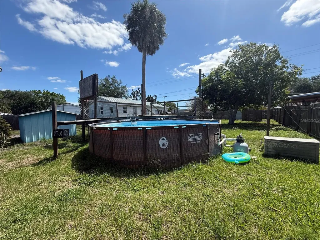 4233 Old Us Highway 41 Ruskin FL 33570