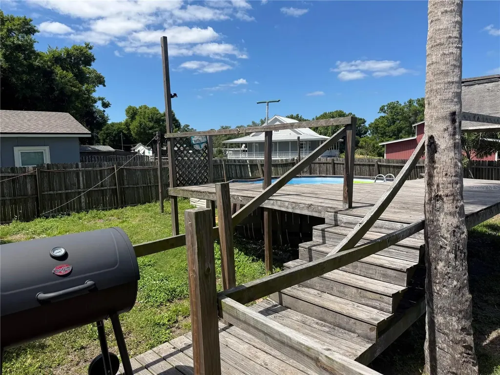 4233 Old Us Highway 41 Ruskin FL 33570