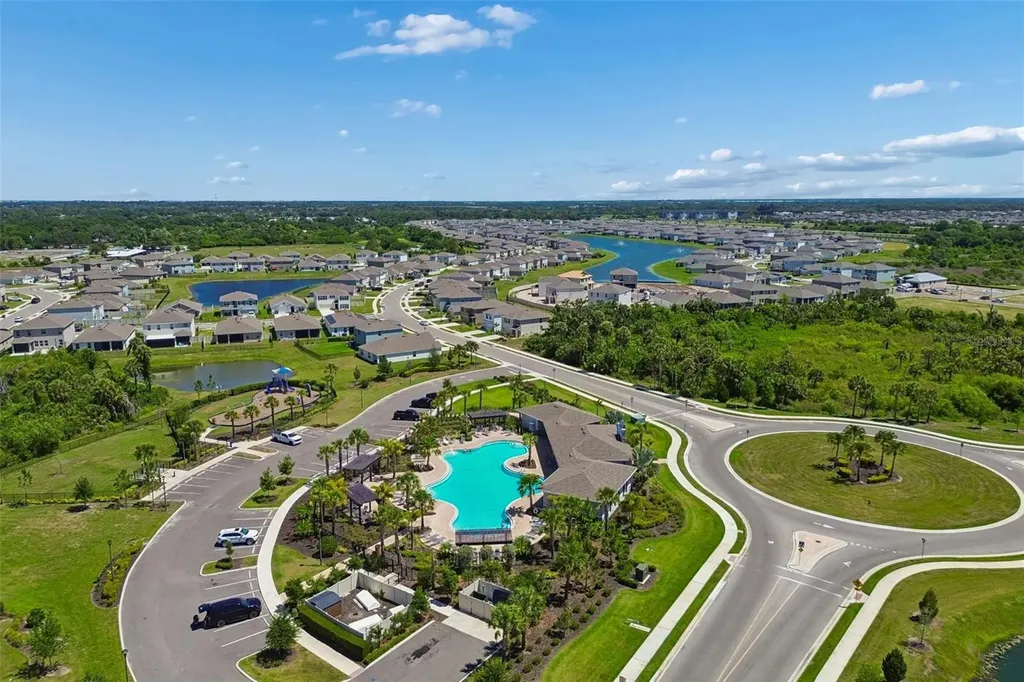 4222 Autumn Fog Court Palmetto FL 34221