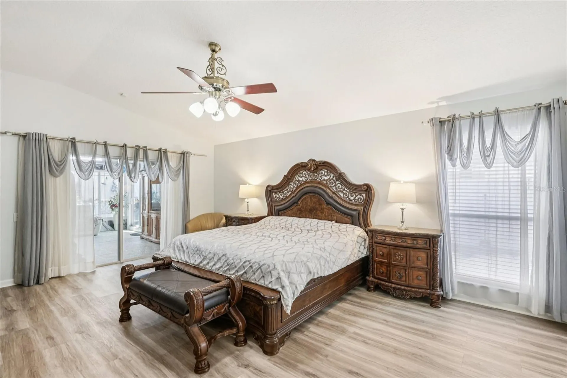 1901 Heartland Circle Valrico FL 33594