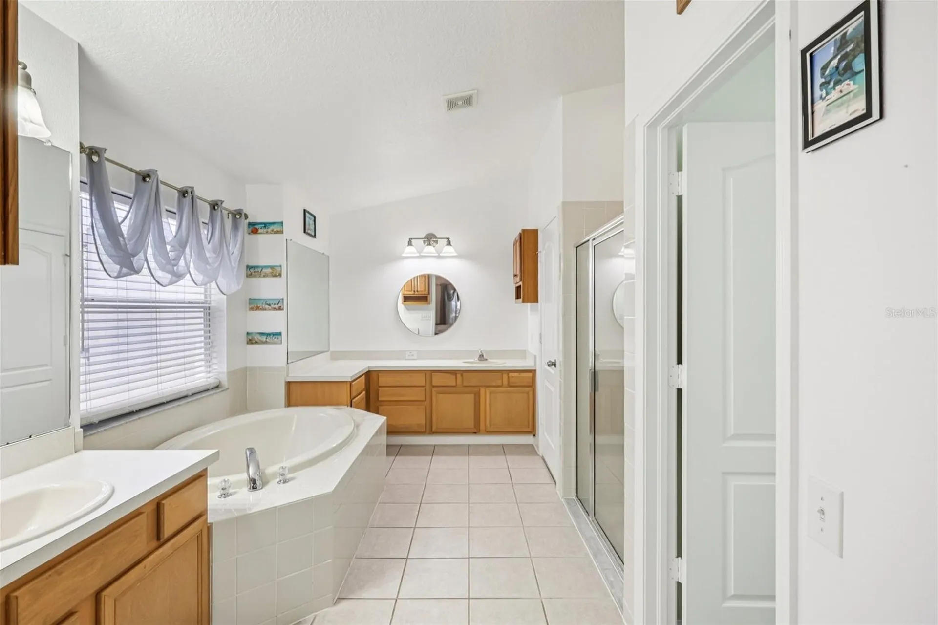 1901 Heartland Circle Valrico FL 33594