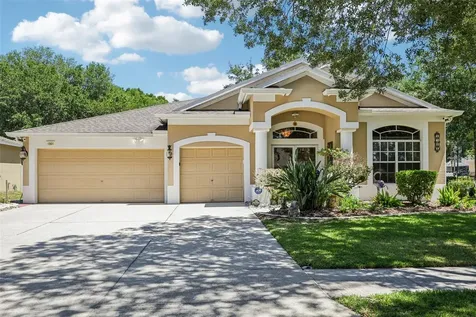 1901 Heartland Circle Valrico FL 33594