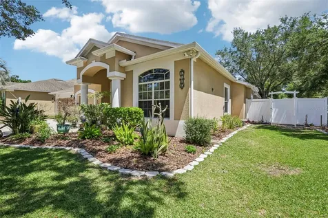 1901 Heartland Circle Valrico FL 33594