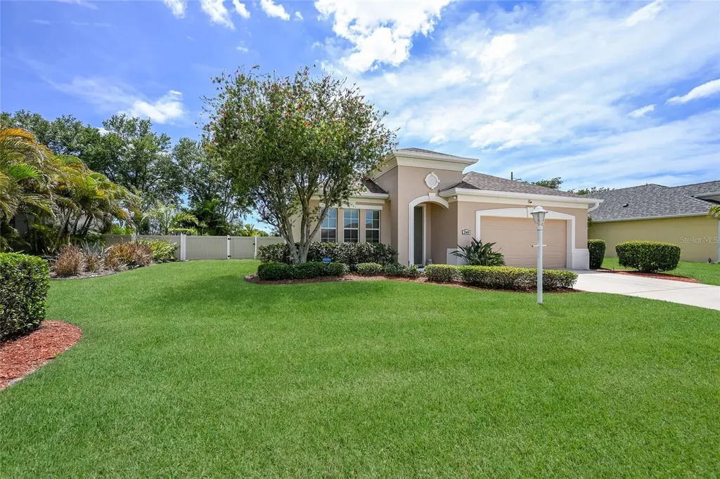 2909 44th Court E Palmetto FL 34221