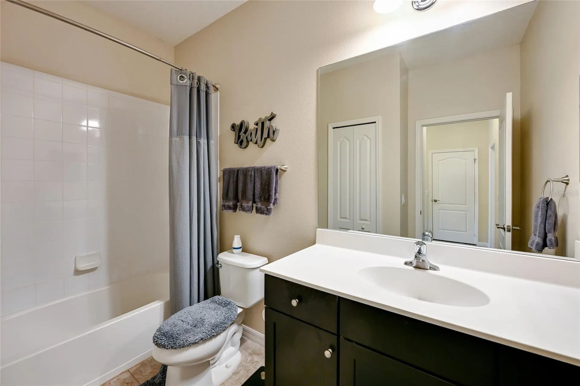 2909 44th Court E Palmetto FL 34221