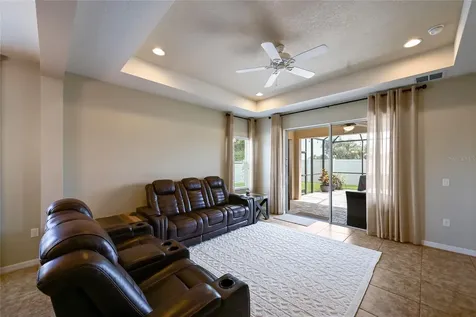 2909 44th Court E Palmetto FL 34221