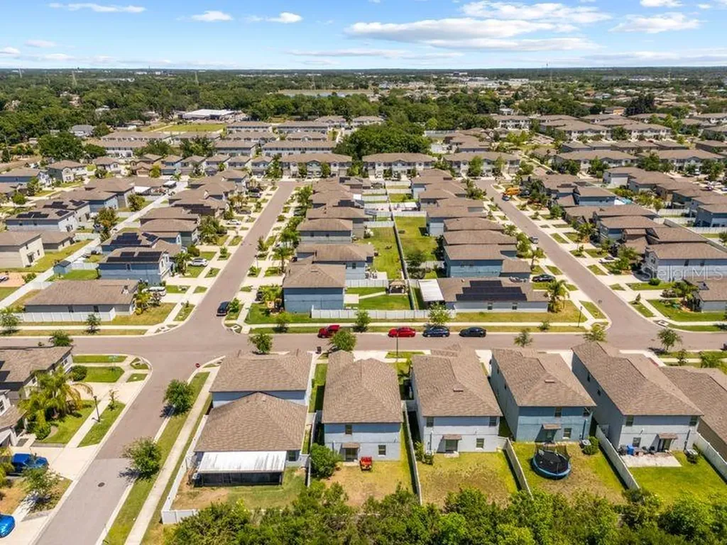 3703 Globe Thistle Drive Tampa FL 33619