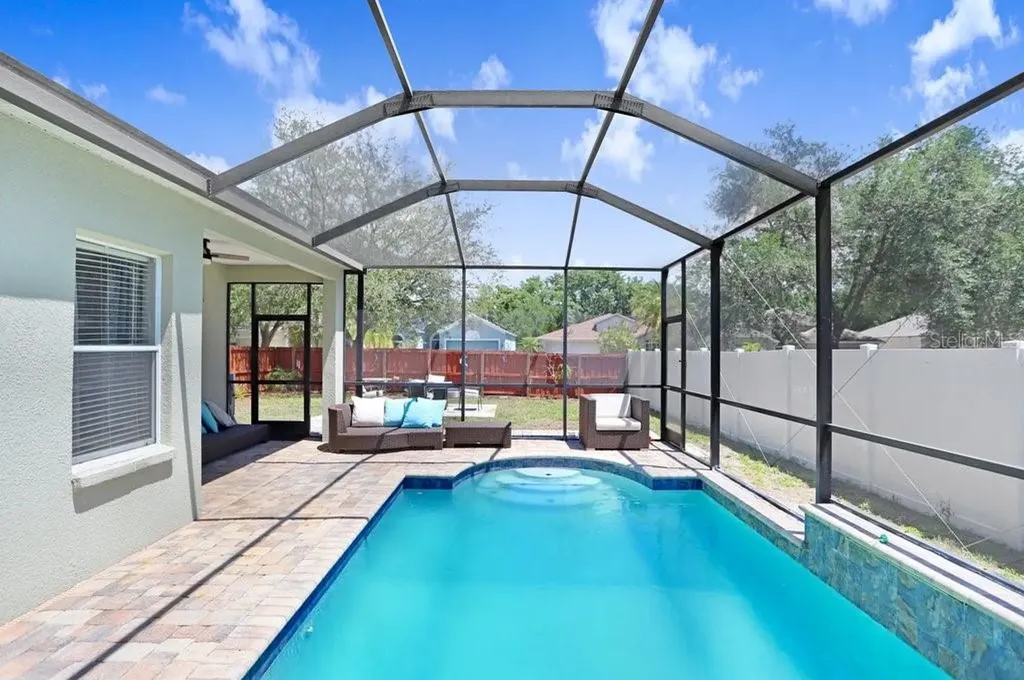 6915 Monarch Park Drive Apollo Beach FL 33572