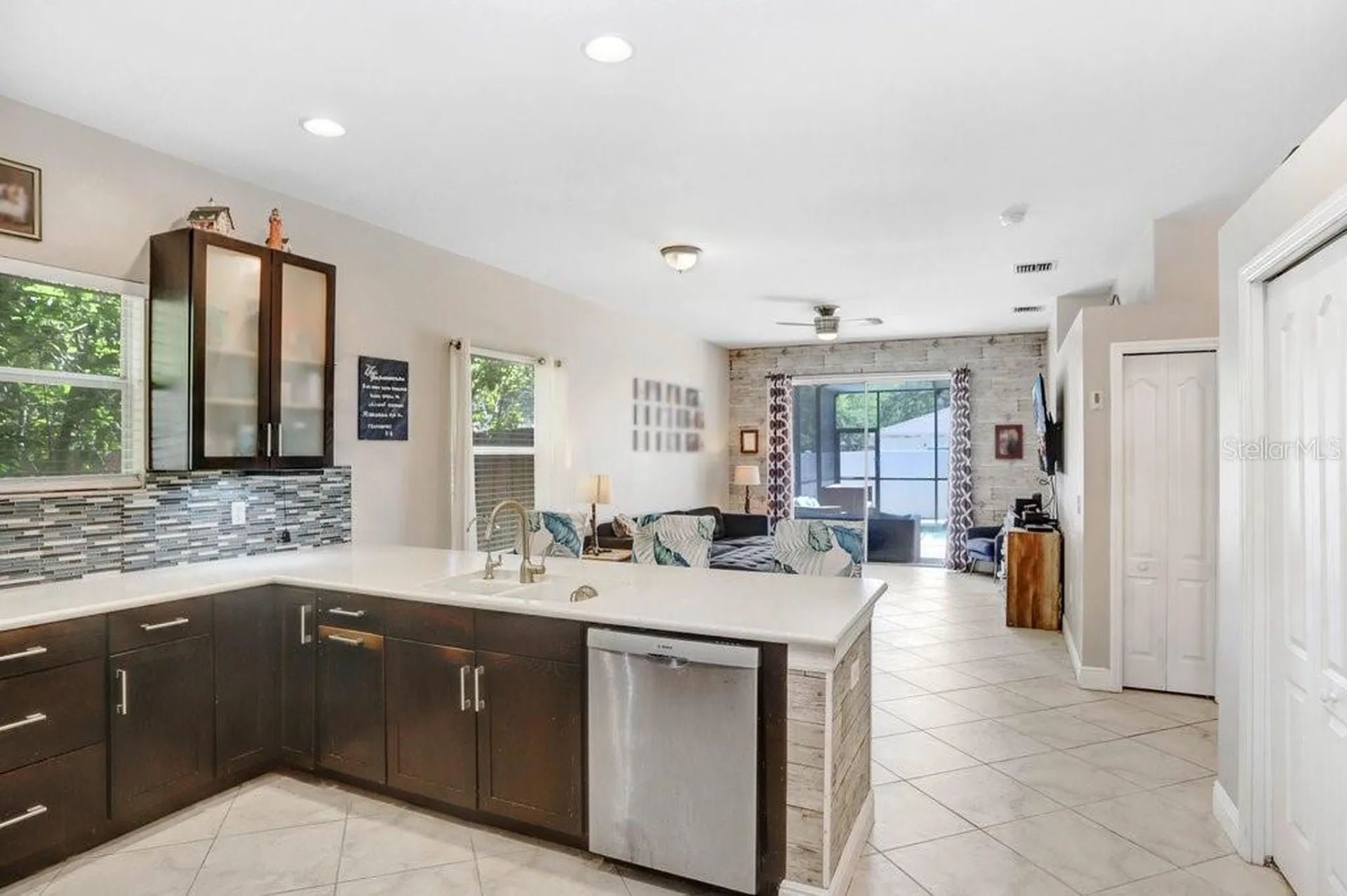 6915 Monarch Park Drive Apollo Beach FL 33572
