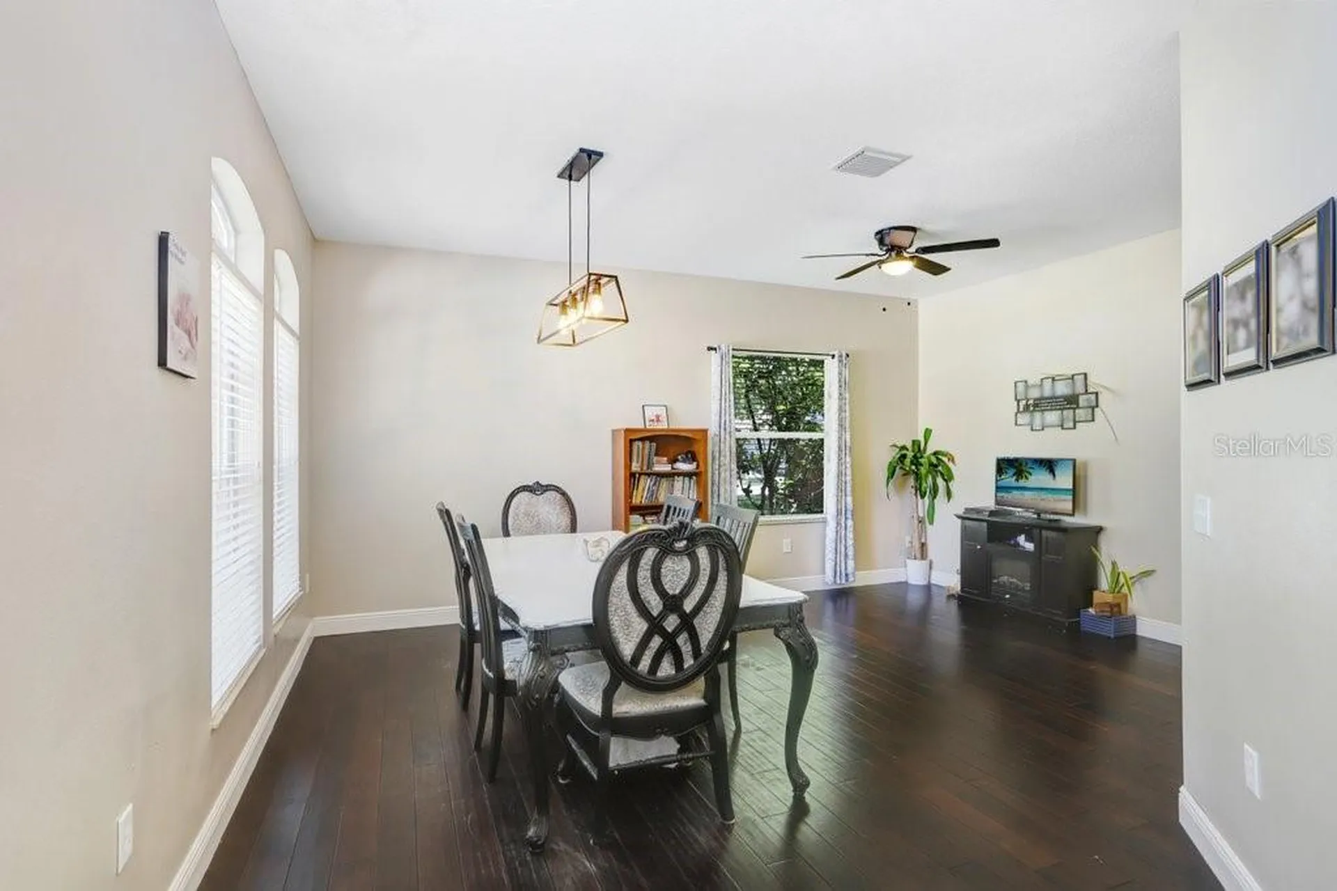 6915 Monarch Park Drive Apollo Beach FL 33572