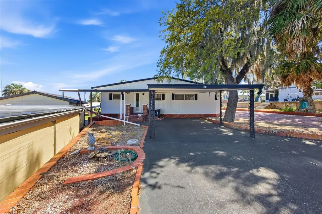 3896 Picciola Road Fruitland Park FL 34731