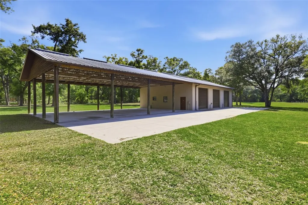 818 NE 783 Street Old Town FL 32680