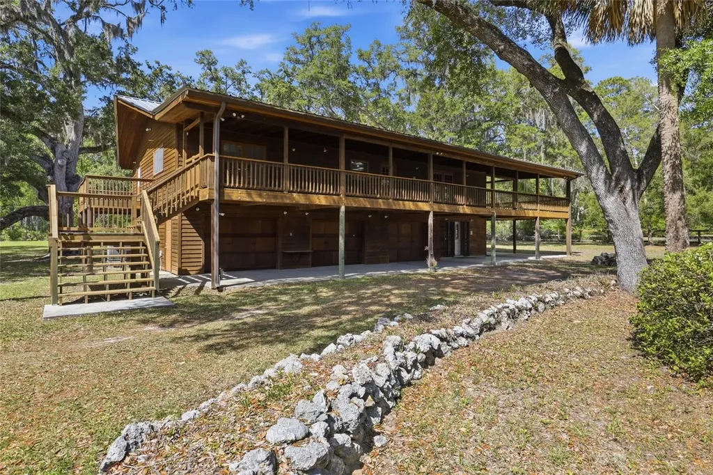818 NE 783 Street Old Town FL 32680