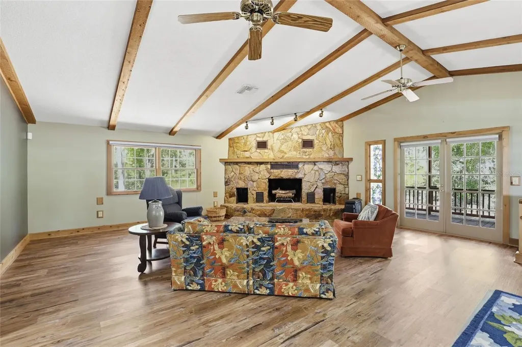 818 NE 783 Street Old Town FL 32680