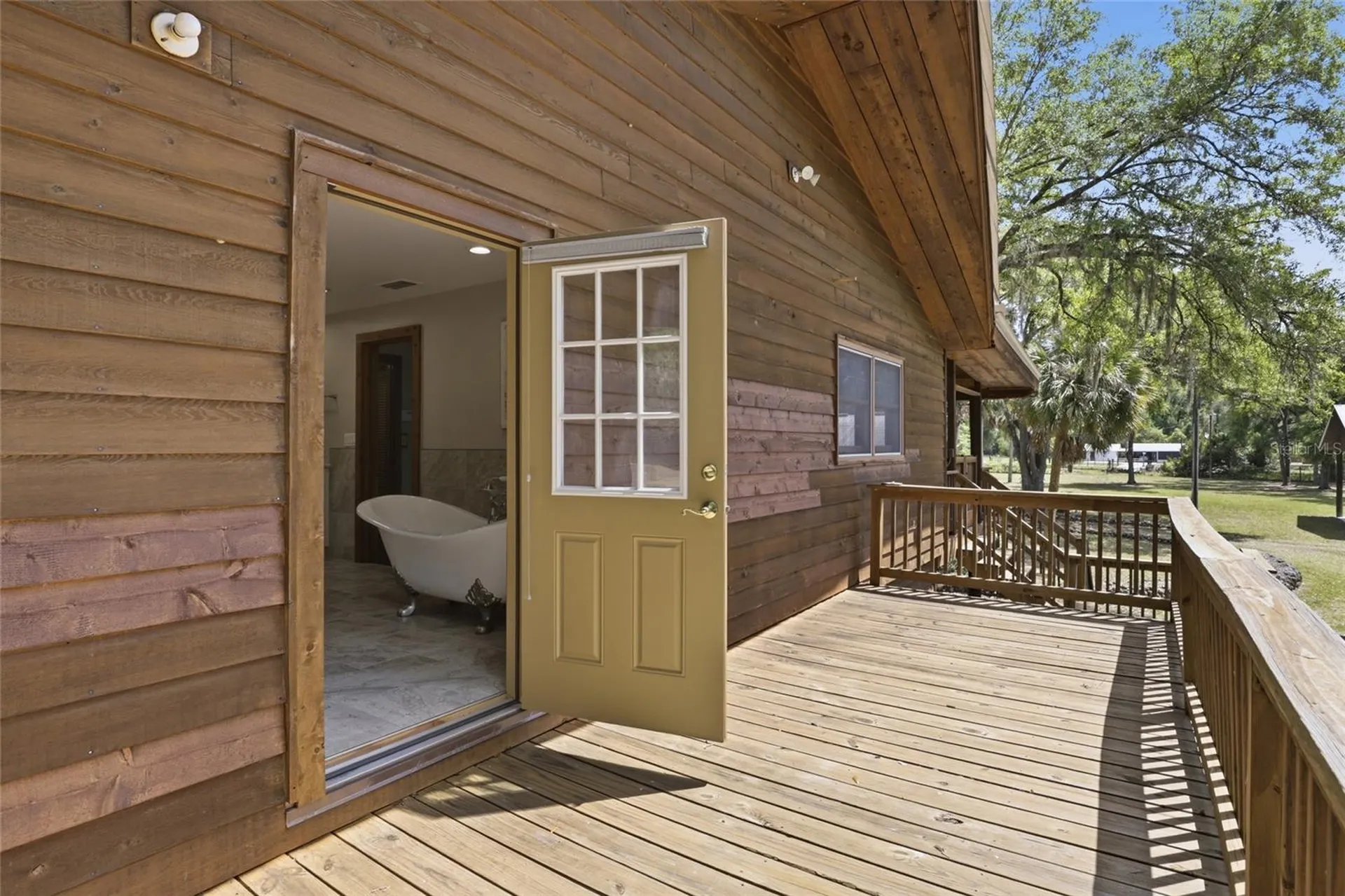 818 NE 783 Street Old Town FL 32680