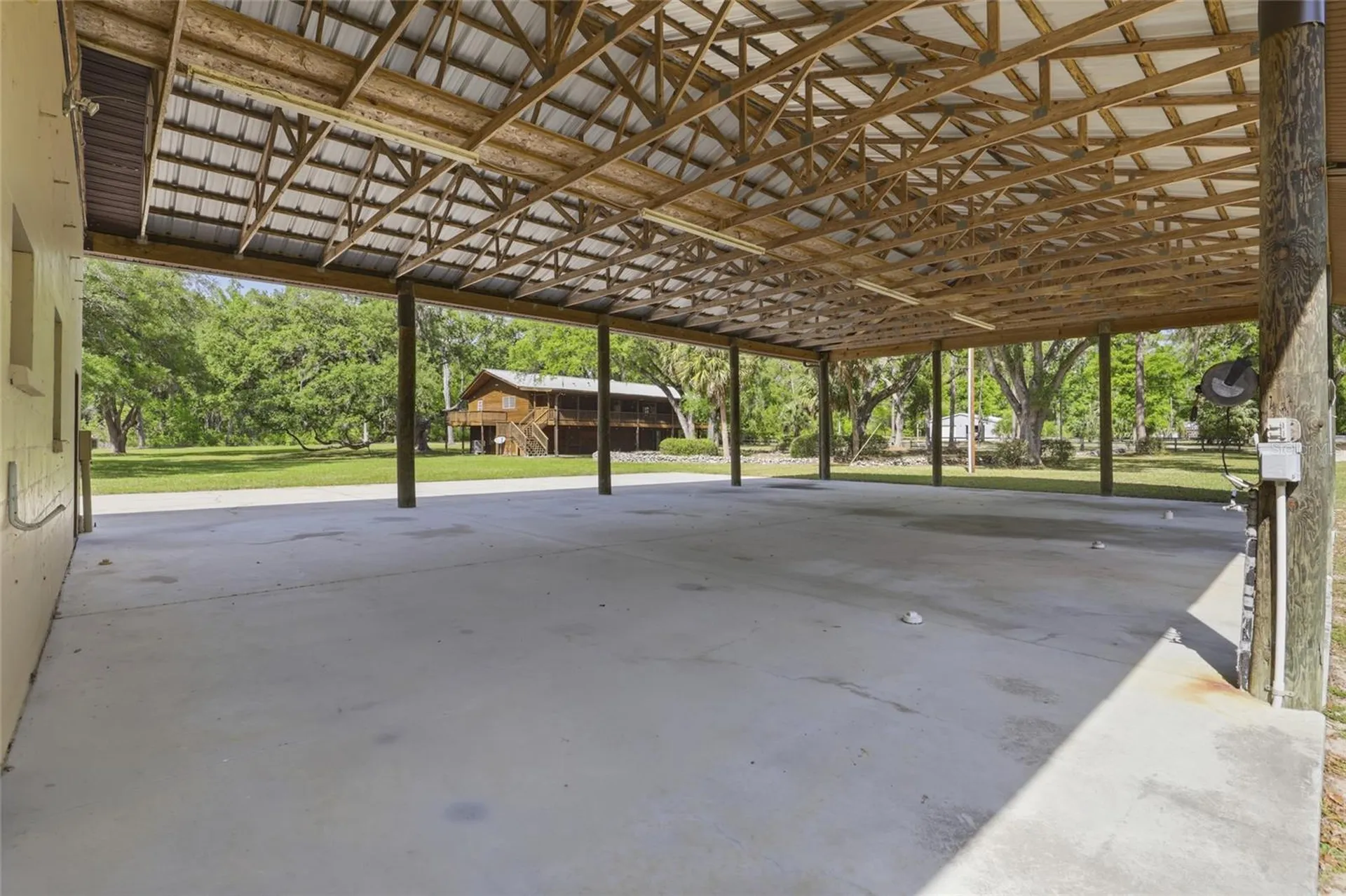 818 NE 783 Street Old Town FL 32680