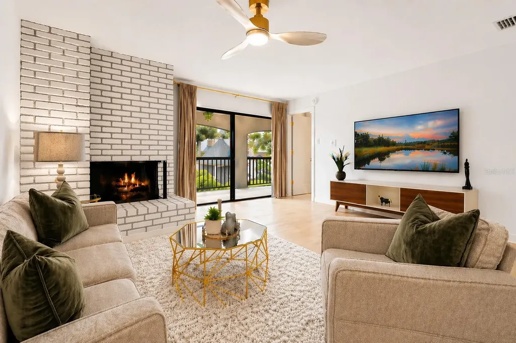 1055 Kensington Park Drive Altamonte Springs FL 32714