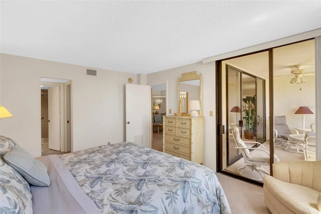 8764 Midnight Pass Road Sarasota FL 34242