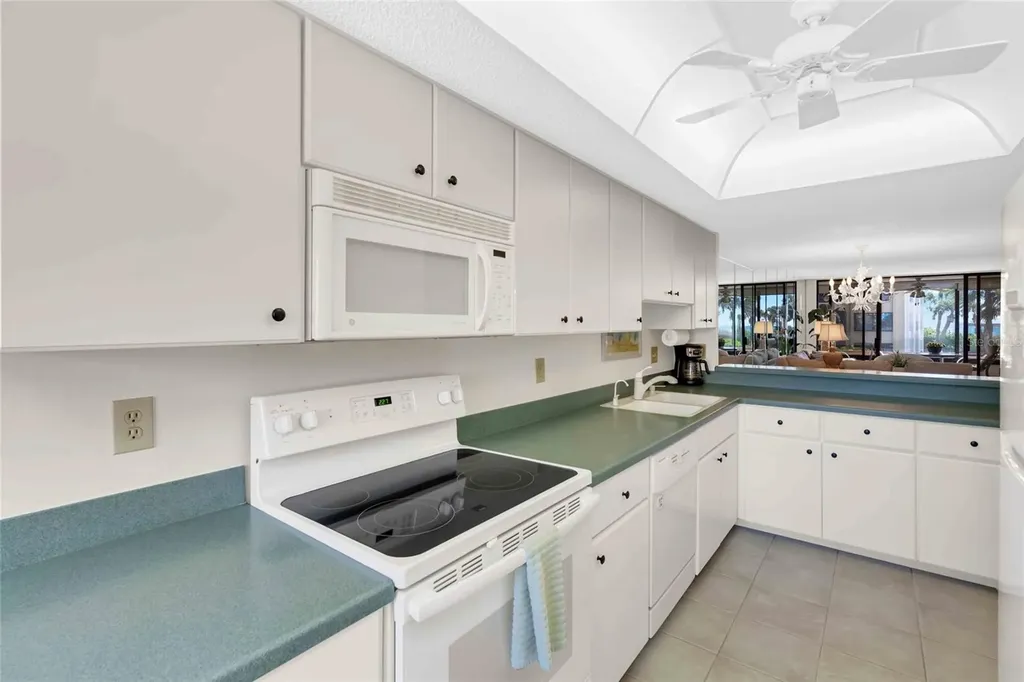 8764 Midnight Pass Road Sarasota FL 34242