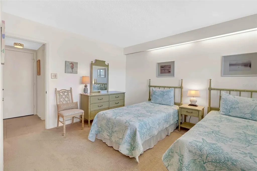 8764 Midnight Pass Road Sarasota FL 34242