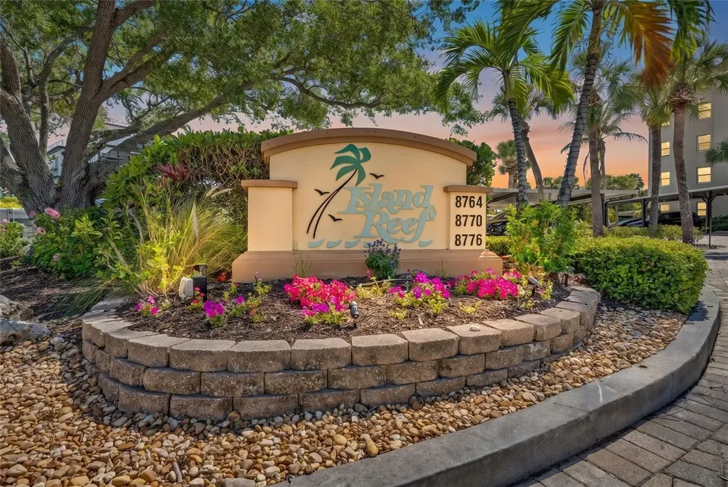 8764 Midnight Pass Road Sarasota FL 34242