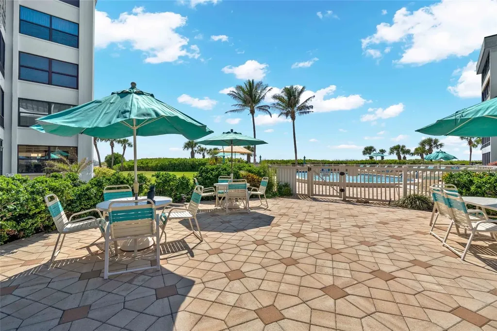 8764 Midnight Pass Road Sarasota FL 34242