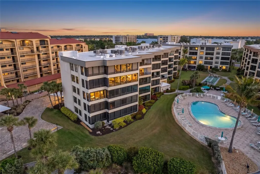 8764 Midnight Pass Road Sarasota FL 34242