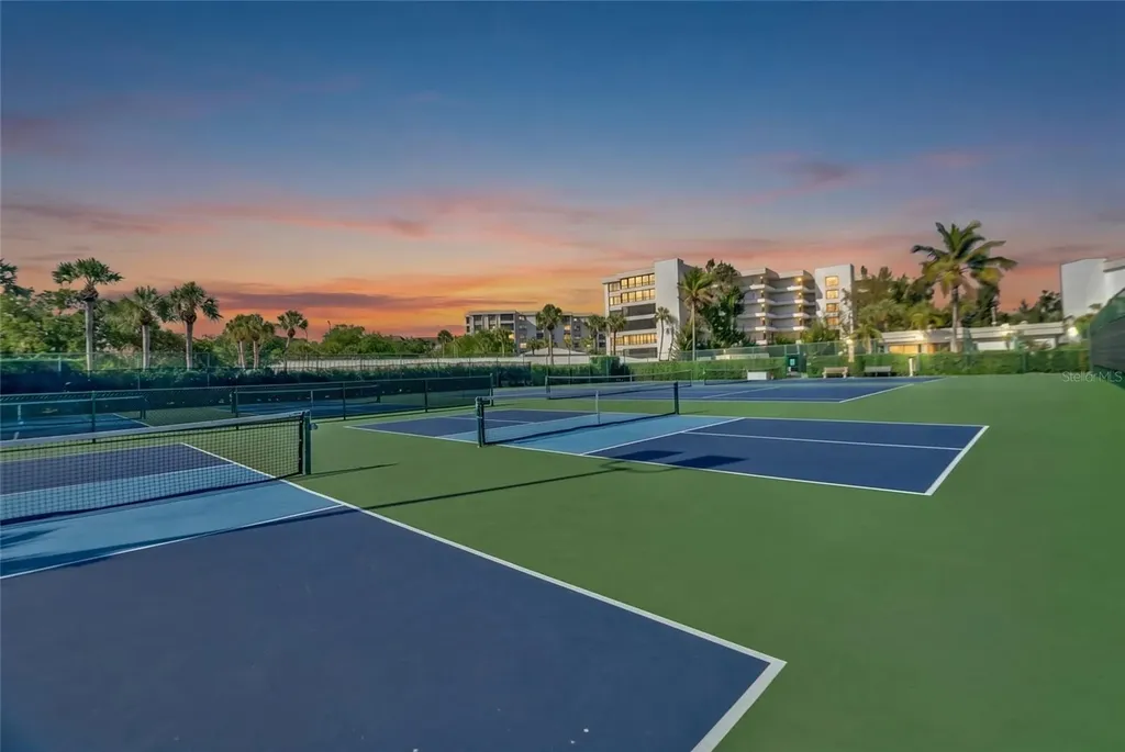 8764 Midnight Pass Road Sarasota FL 34242