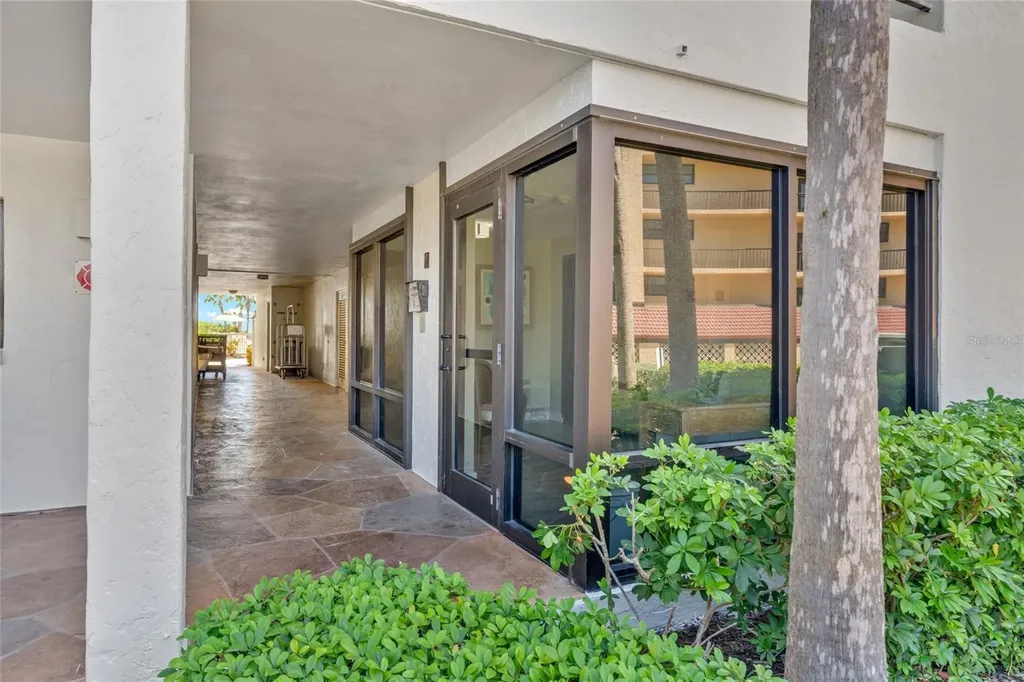 8764 Midnight Pass Road Sarasota FL 34242