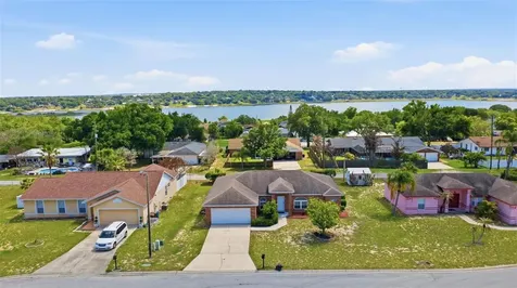774 Barclay Terrace Lake Wales FL 33853
