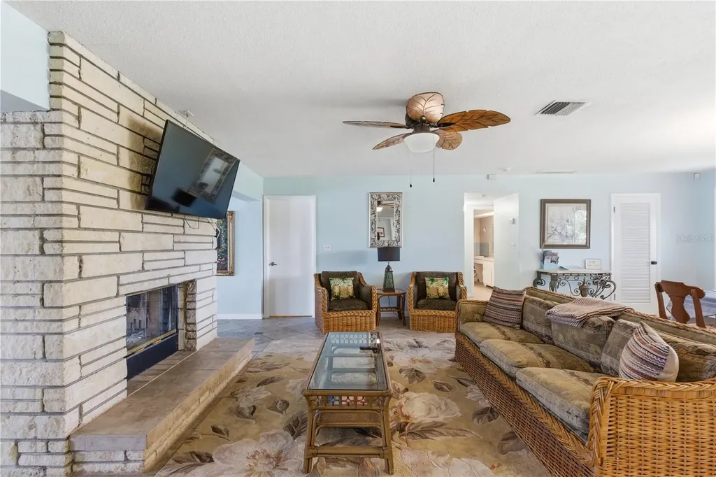 1 Maplewood Avenue Clearwater FL 33765
