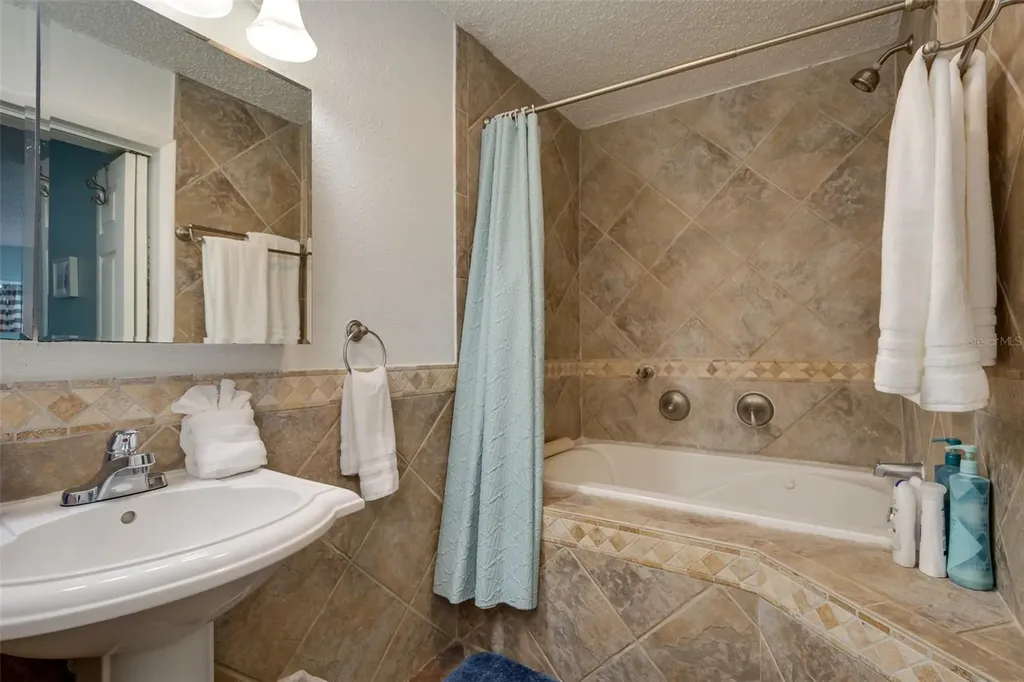 1 Maplewood Avenue Clearwater FL 33765