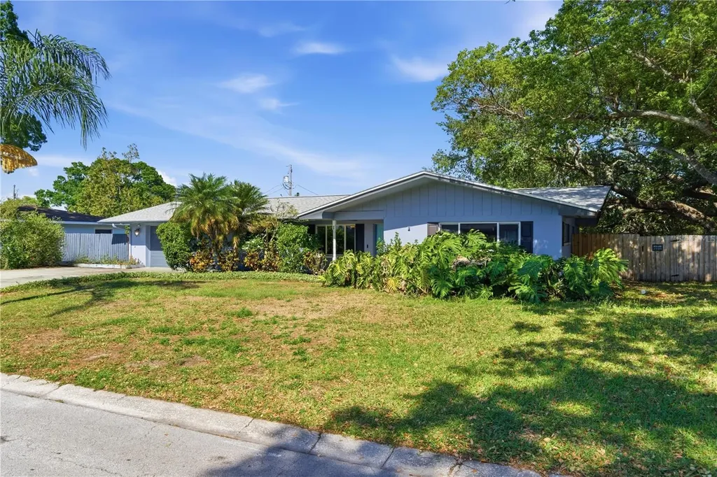 1 Maplewood Avenue Clearwater FL 33765