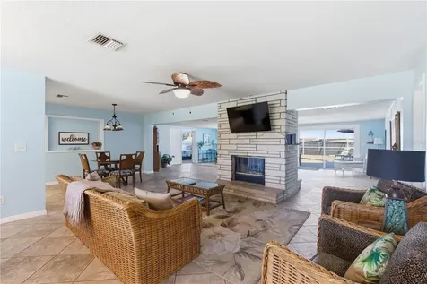 1 Maplewood Avenue Clearwater FL 33765