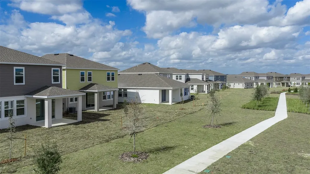 221 Streamwater Way Groveland FL 34736