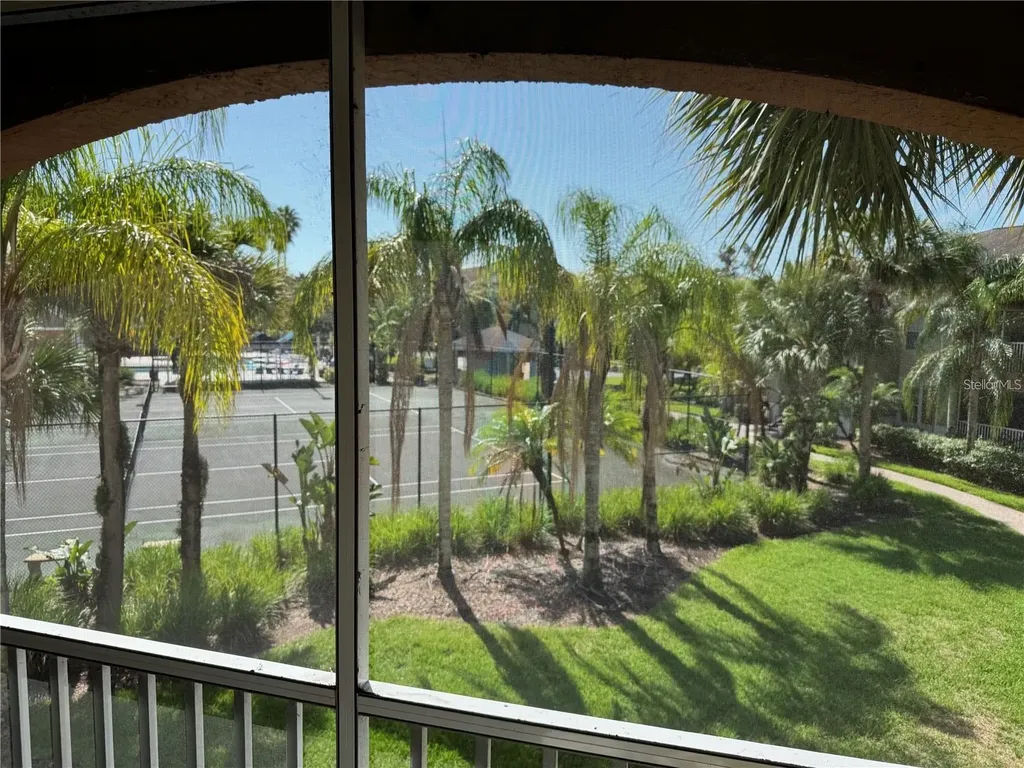1950 Summer Club Drive Oviedo FL 32765