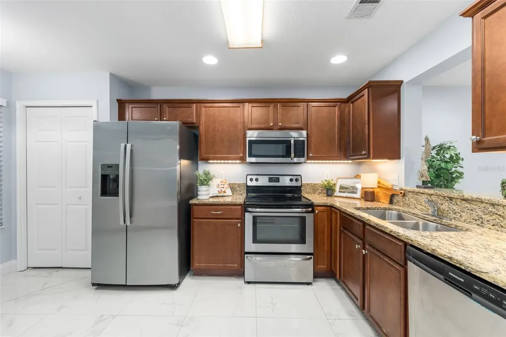 4663 SW 48th Drive Gainesville FL 32608