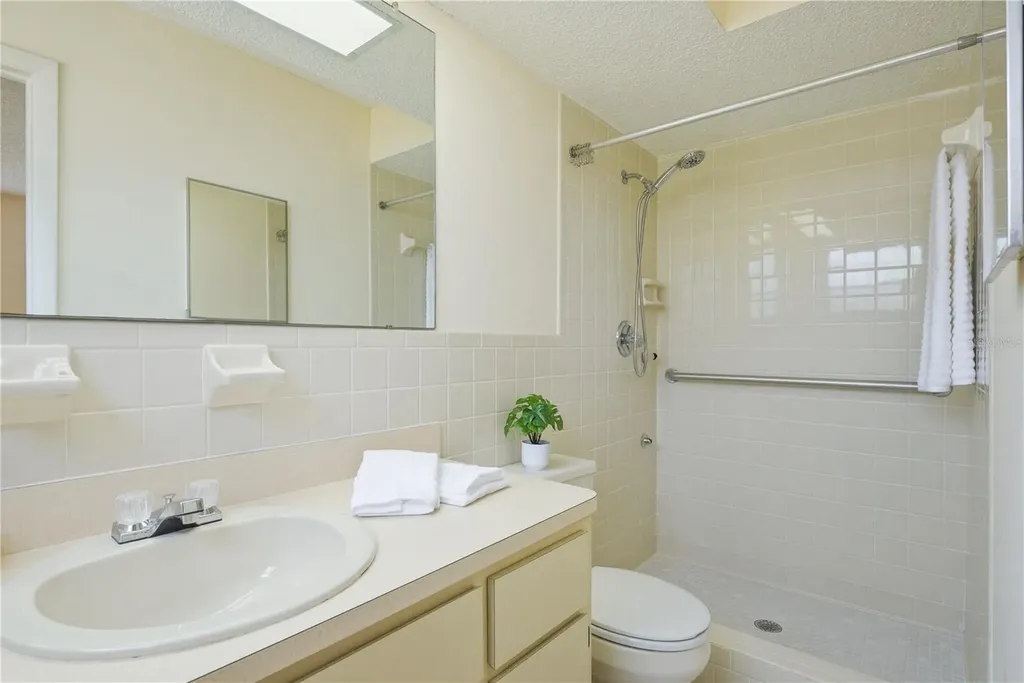 7832 Mcpherson Drive New Port Richey FL 34653