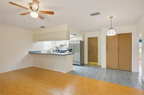 7832 Mcpherson Drive New Port Richey FL 34653