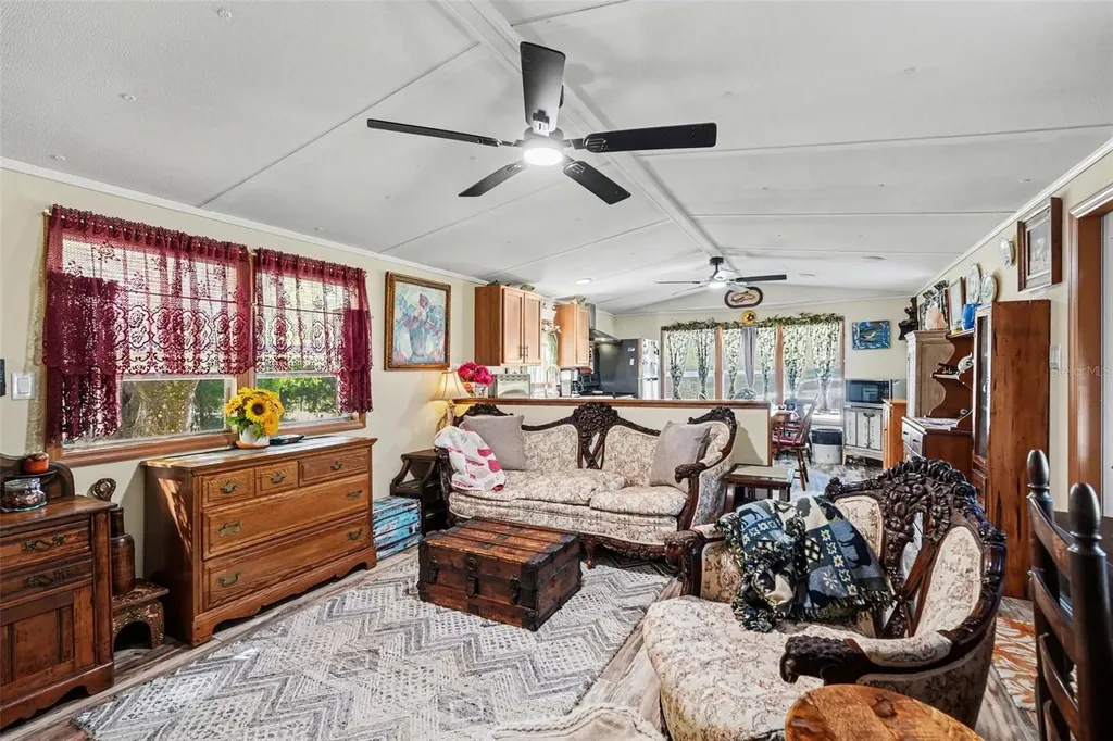 9243 Cooper Terrace Brooksville FL 34601
