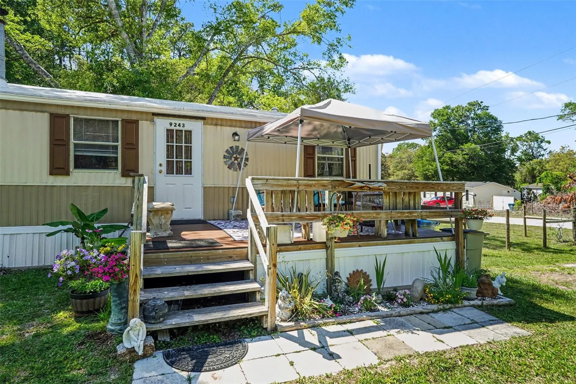 9243 Cooper Terrace Brooksville FL 34601