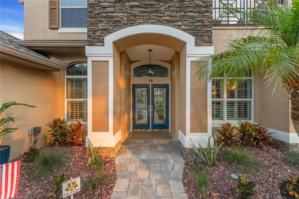 19 S Waterview Drive Palm Coast FL 32137