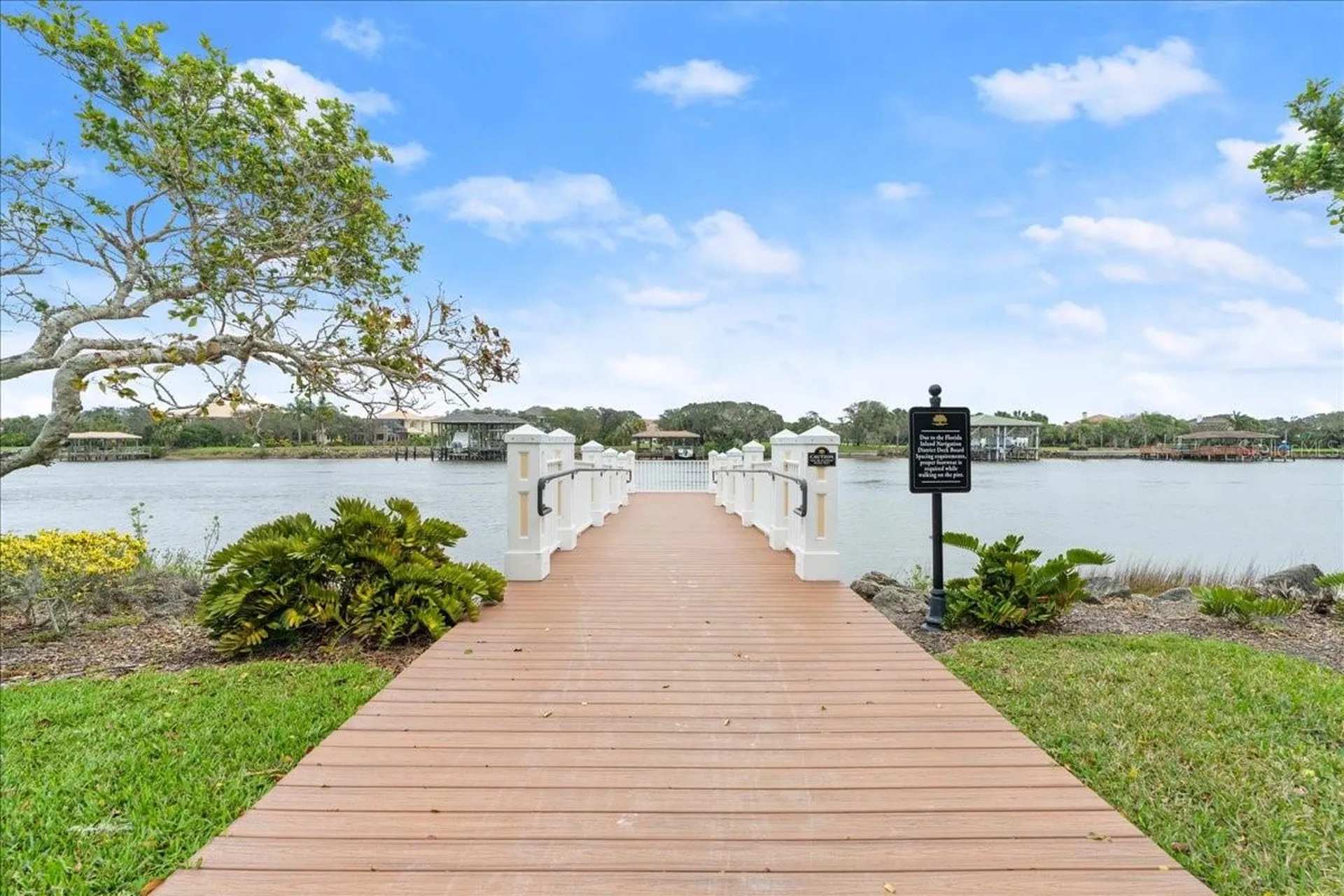 19 S Waterview Drive Palm Coast FL 32137