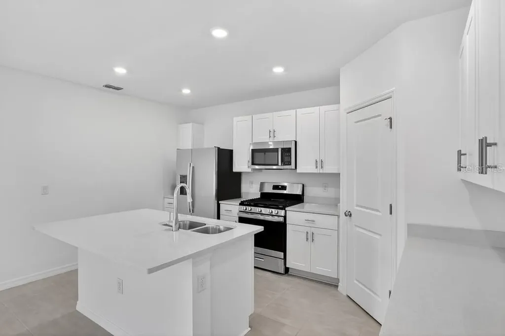 367 Cornerstone Drive Groveland FL 34736
