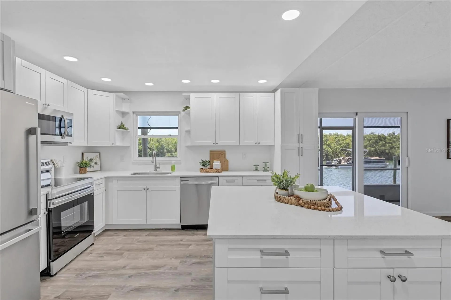 8817 Bay Pointe Drive Tampa FL 33615